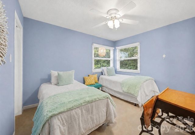 140 Williams Cove Lane, Taylorsville, NC 28681