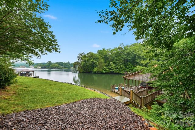 140 Williams Cove Lane, Taylorsville, NC 28681