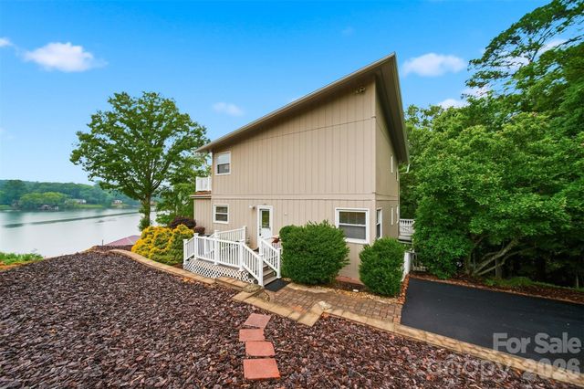 140 Williams Cove Lane, Taylorsville, NC 28681