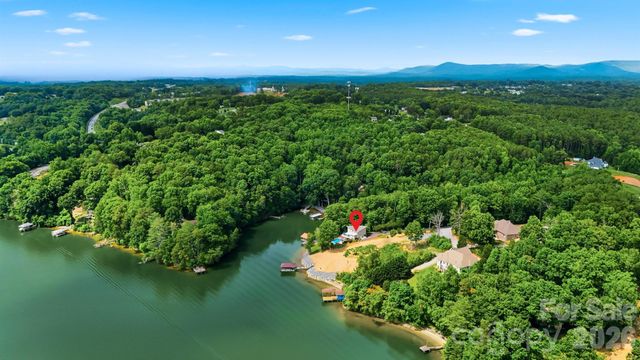 140 Williams Cove Lane, Taylorsville, NC 28681