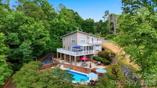 140 Williams Cove Lane, Taylorsville, NC 28681
