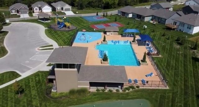 20850 W 190th Place, Spring Hill, KS 66083