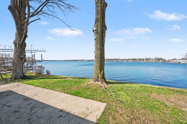 2019 Lakeview Drive, Portage City, MI 49002