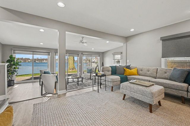 2019 Lakeview Drive, Portage City, MI 49002