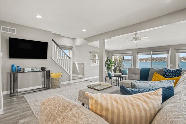 2019 Lakeview Drive, Portage City, MI 49002