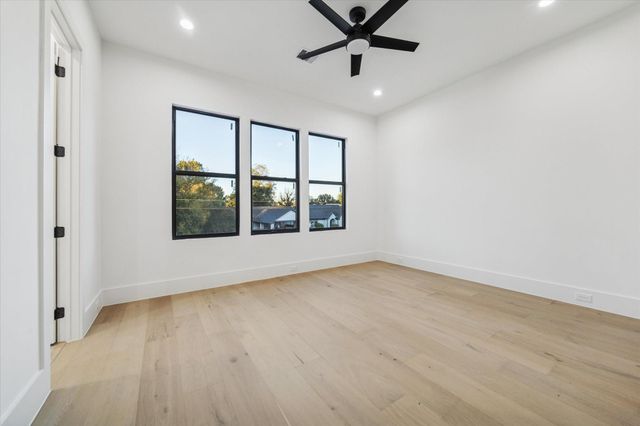 614 Eleanor Street, Houston, TX 77009