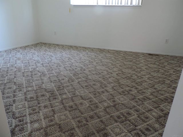 8432 Hickory Drive, Sterling Heights, MI 48312