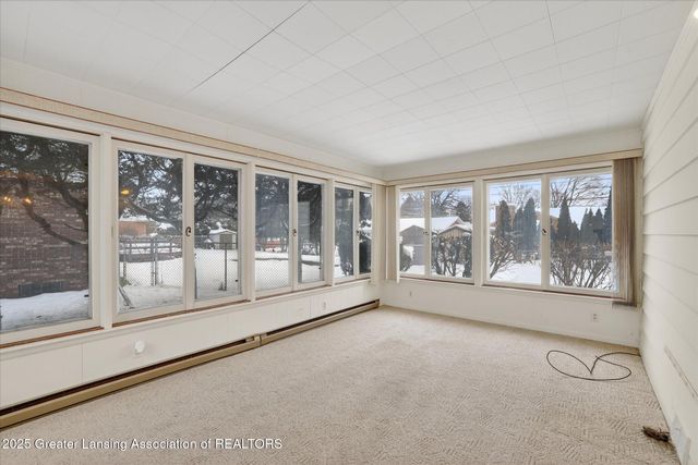 3000 Westchester Road, Lansing, MI 48911