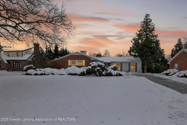 3000 Westchester Road, Lansing, MI 48911