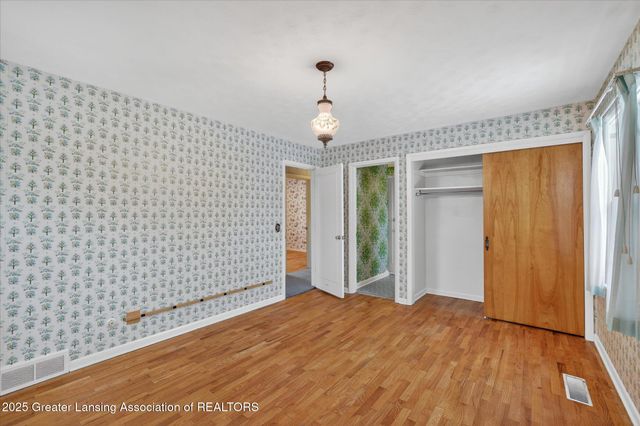 3000 Westchester Road, Lansing, MI 48911