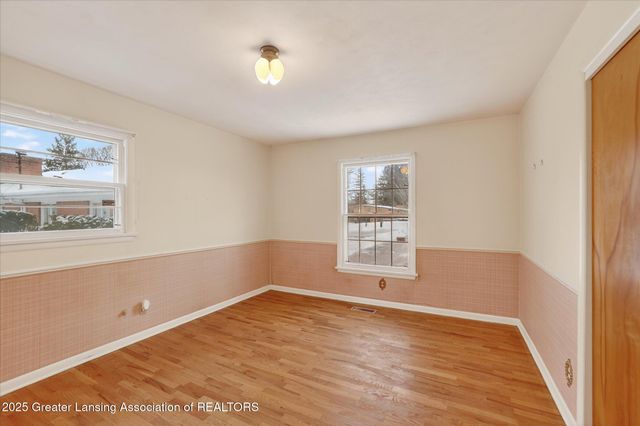 3000 Westchester Road, Lansing, MI 48911