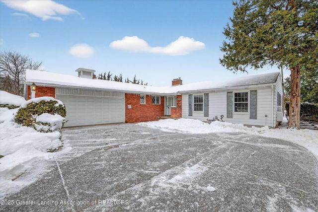 3000 Westchester Road, Lansing, MI 48911