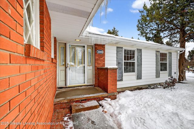 3000 Westchester Road, Lansing, MI 48911