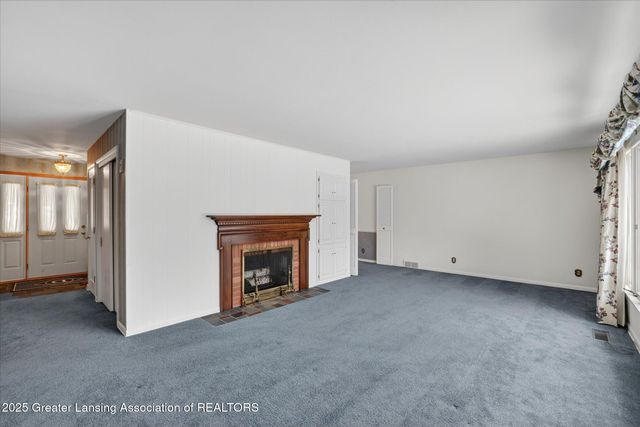 3000 Westchester Road, Lansing, MI 48911