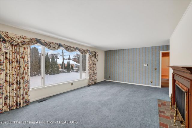 3000 Westchester Road, Lansing, MI 48911