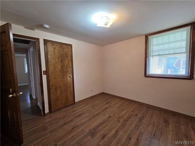 71 4th Avenue, Lancaster, NY 14086