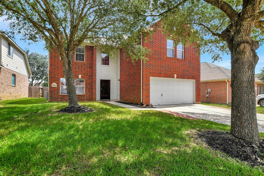 38214 E Sulphur Creek Drive, Magnolia, TX 77355