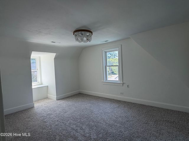 510 S 4th Street, Smithfield, NC 27577