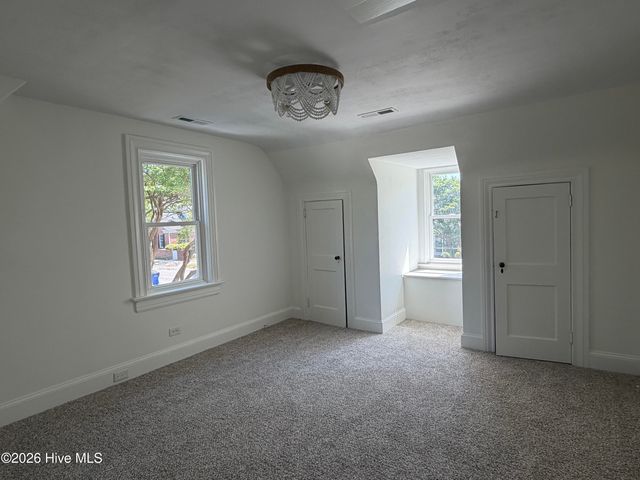 510 S 4th Street, Smithfield, NC 27577