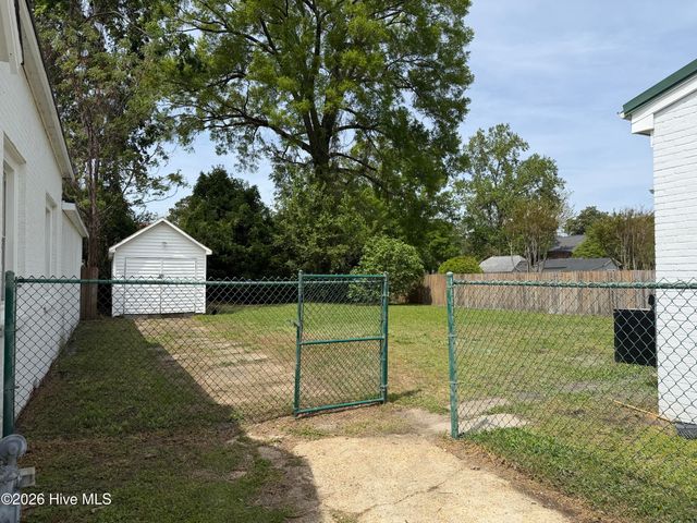 510 S 4th Street, Smithfield, NC 27577