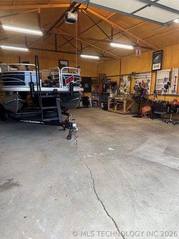 14314 Whispering Meadows, Kingston, OK 73439