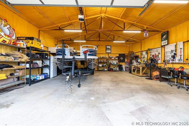 14314 Whispering Meadows, Kingston, OK 73439