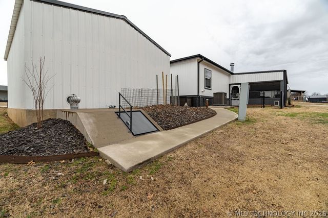 14314 Whispering Meadows, Kingston, OK 73439