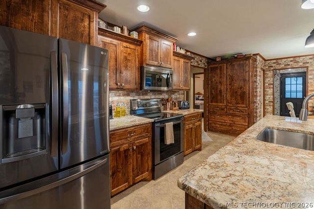 14314 Whispering Meadows, Kingston, OK 73439