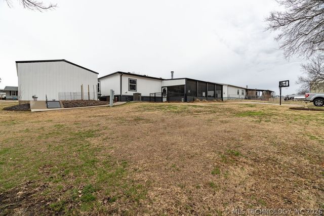 14314 Whispering Meadows, Kingston, OK 73439
