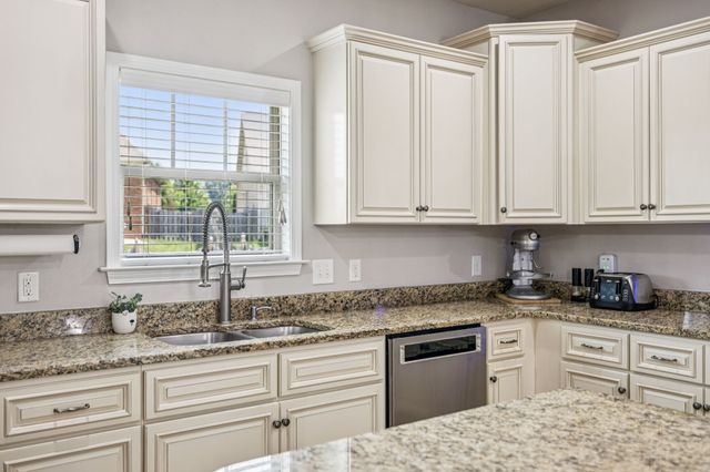 1005 Rudder Dr, Spring Hill, TN 37174