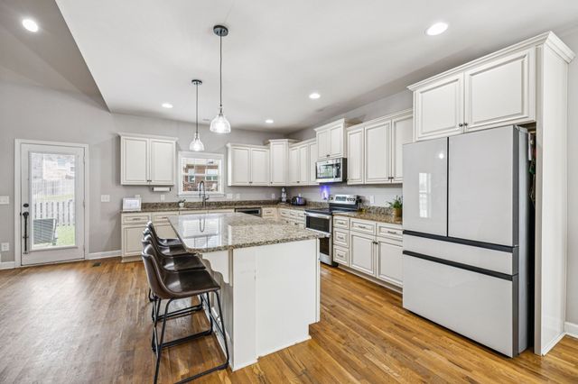 1005 Rudder Dr, Spring Hill, TN 37174