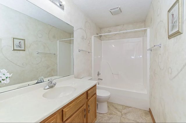 3514 Wilder Drive, Bloomington, IL 61704