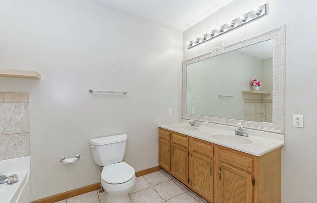 3514 Wilder Drive, Bloomington, IL 61704