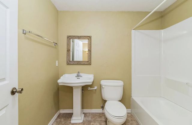 3514 Wilder Drive, Bloomington, IL 61704