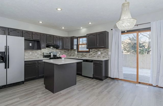 3514 Wilder Drive, Bloomington, IL 61704