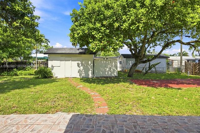 200 N 69th Ter, Hollywood, FL 33024