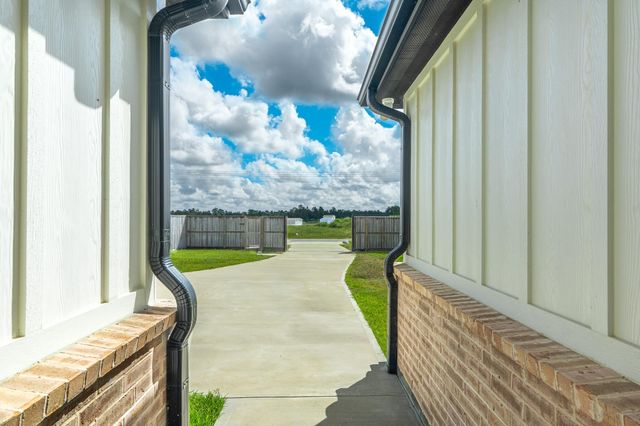 6901 Road 5503, Cleveland, TX 77327