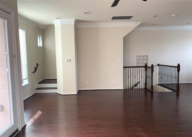 3021 Kisling Street, Houston, TX 77021