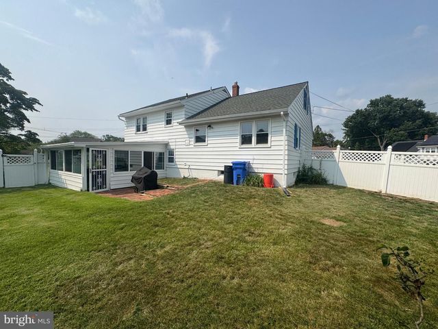 11 MANOR TERRACE, Mt Holly, NJ 08060