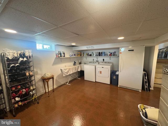 11 MANOR TERRACE, Mt Holly, NJ 08060