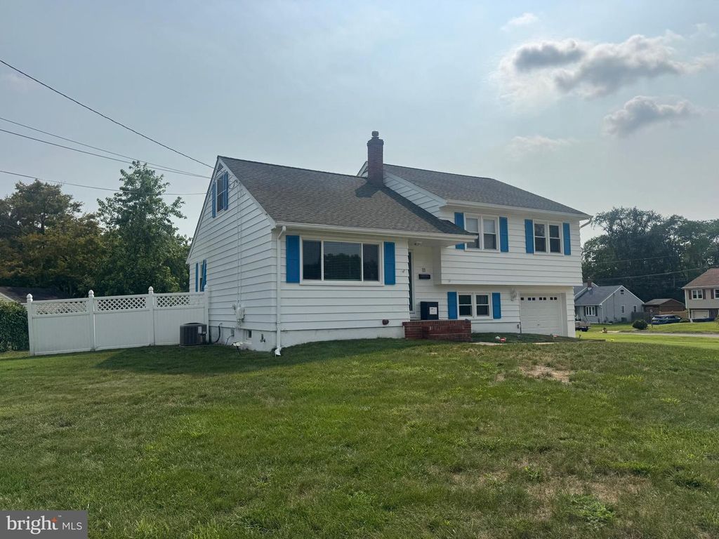 11 MANOR TERRACE, MT HOLLY, NJ 08060 — photo 4