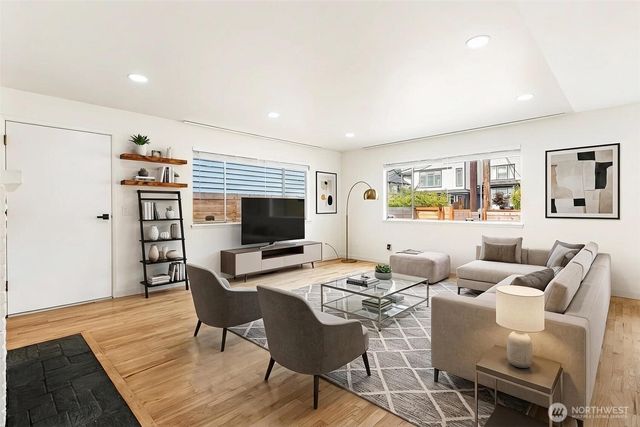 1609 E Alder Street, Seattle, WA 98122
