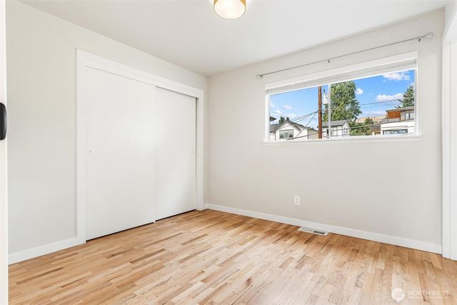 1609 E Alder Street, Seattle, WA 98122
