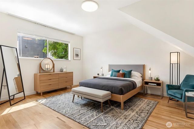 1609 E Alder Street, Seattle, WA 98122