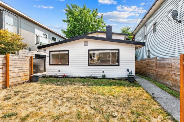 1609 E Alder Street, Seattle, WA 98122
