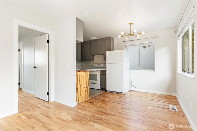 1609 E Alder Street, Seattle, WA 98122