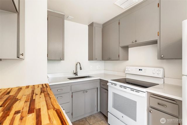1609 E Alder Street, Seattle, WA 98122