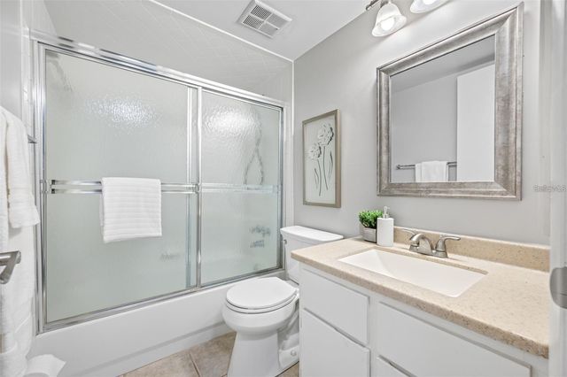 1100 E BAY DRIVE 82, Largo, FL 33770