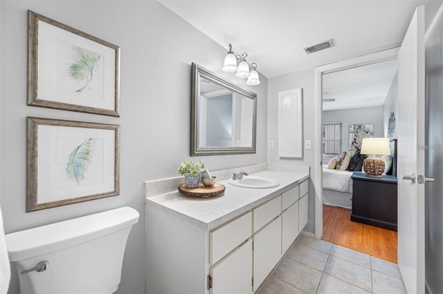 1100 E BAY DRIVE 82, Largo, FL 33770