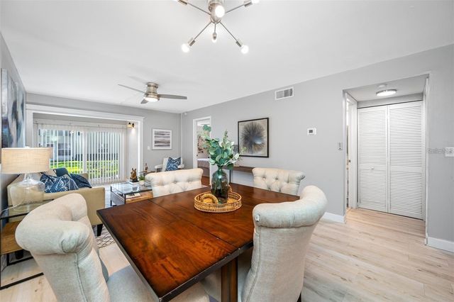 1100 E BAY DRIVE 82, Largo, FL 33770